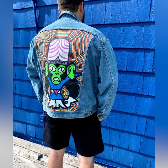 Hand painted XL jean jacket - Mojo Jojo from the Powerpuff Girls - Picture 2 of 6